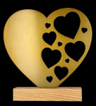 Trofeum metalowe na drewnianej podstawie - Serce